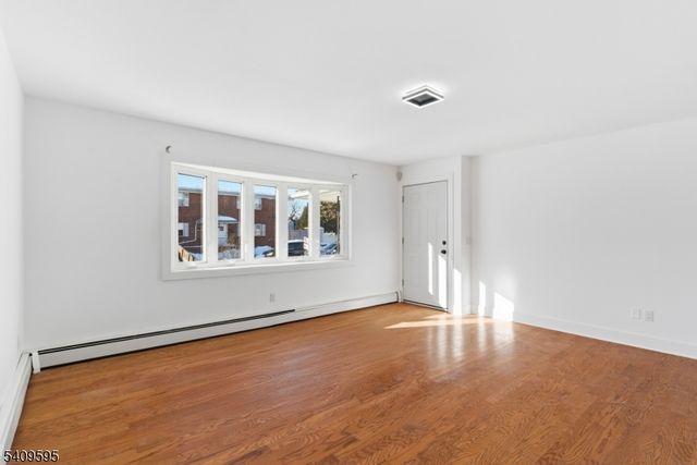 263 E 25Th St, Paterson City, NJ 07514