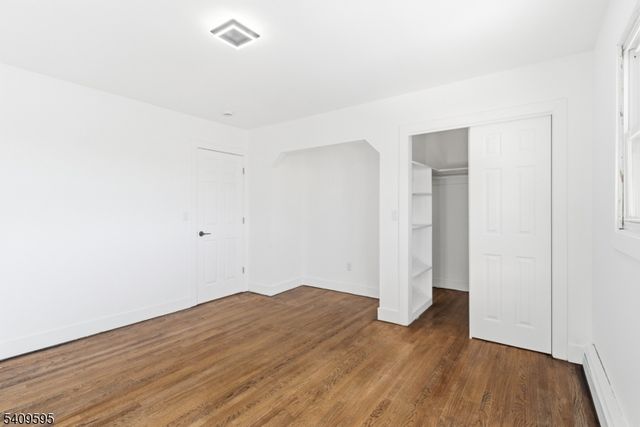 263 E 25Th St, Paterson City, NJ 07514