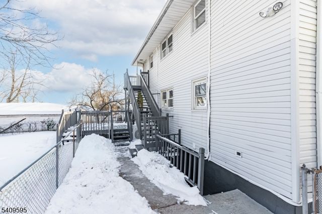 263 E 25Th St, Paterson City, NJ 07514