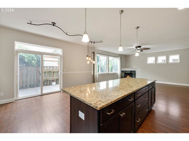 20661 Sw PARKER Ct, Beaverton, OR 97078