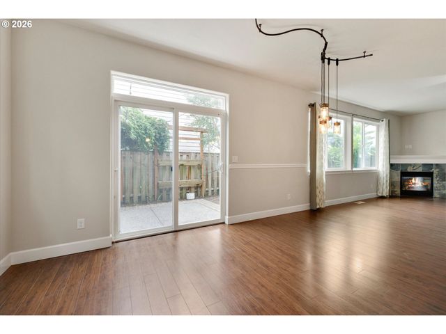 20661 Sw PARKER Ct, Beaverton, OR 97078