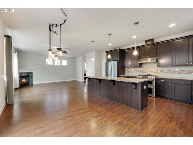 20661 Sw PARKER Ct, Beaverton, OR 97078