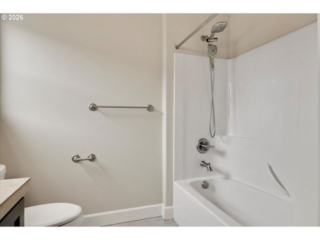 20661 Sw PARKER Ct, Beaverton, OR 97078