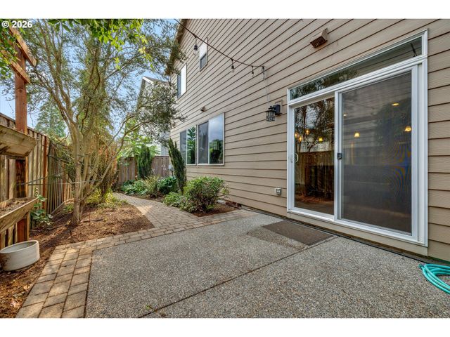 20661 Sw PARKER Ct, Beaverton, OR 97078