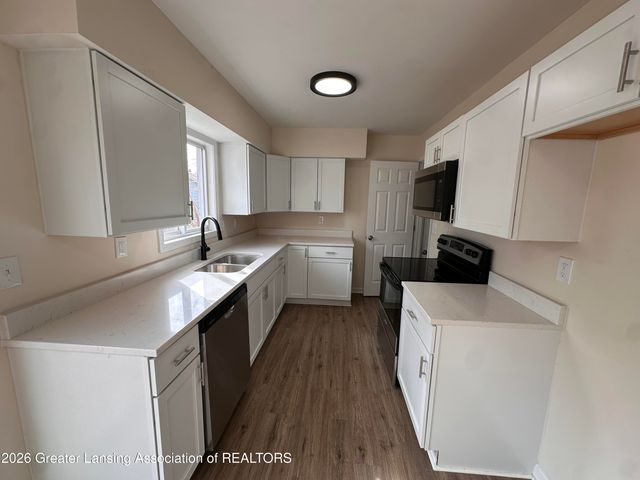 3407 Churchill Avenue, Lansing, MI 48911