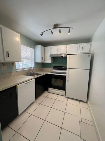 4191 NW 26TH Street 172, Lauderhill, FL 33313