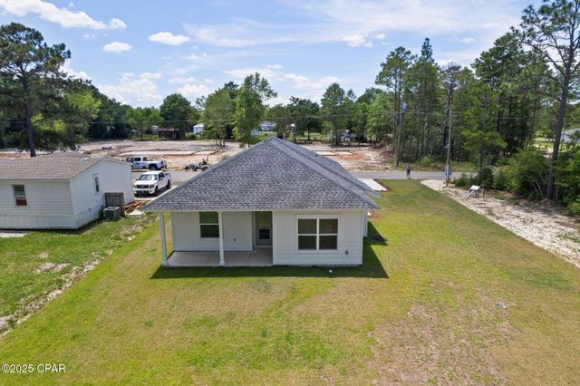 63 E Raphael Road, Defuniak Springs, FL 32433