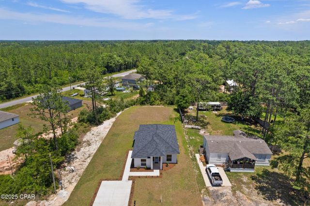 63 E Raphael Road, Defuniak Springs, FL 32433