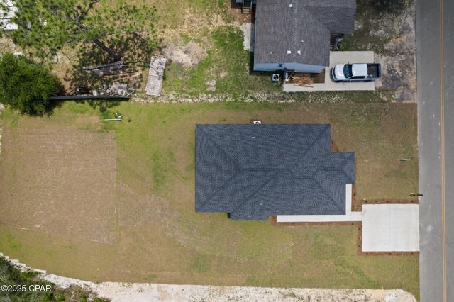 63 E Raphael Road, Defuniak Springs, FL 32433