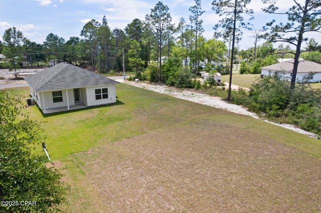 63 E Raphael Road, Defuniak Springs, FL 32433