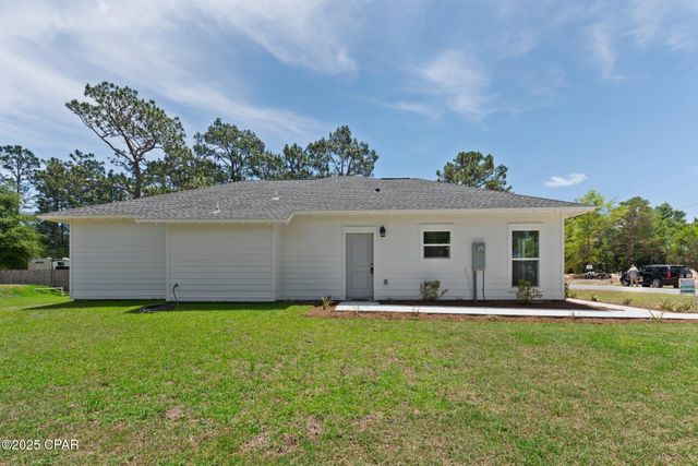 63 E Raphael Road, Defuniak Springs, FL 32433