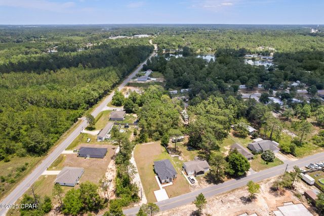 63 E Raphael Road, Defuniak Springs, FL 32433