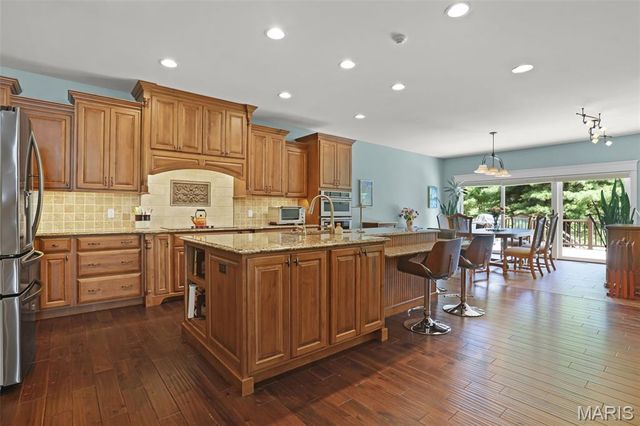107 Knights Bridge Lane, Edwardsville, IL 62025