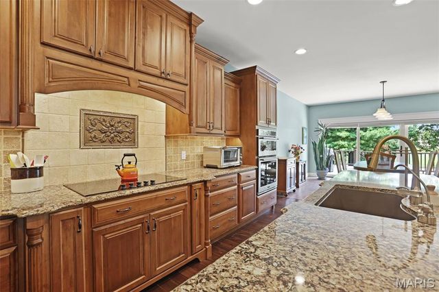 107 Knights Bridge Lane, Edwardsville, IL 62025