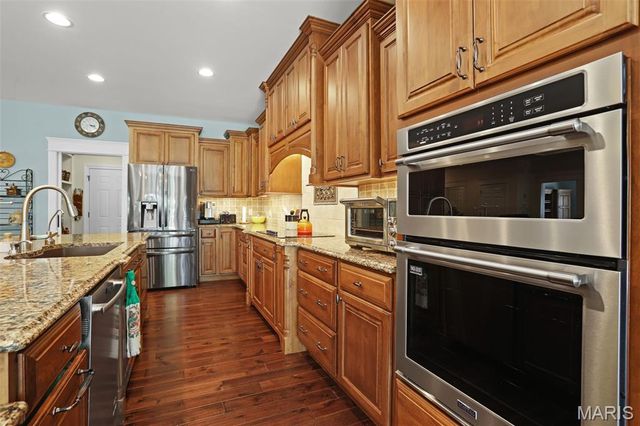 107 Knights Bridge Lane, Edwardsville, IL 62025