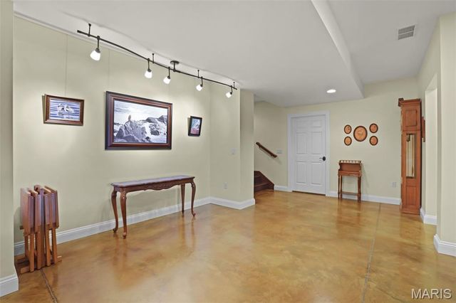 107 Knights Bridge Lane, Edwardsville, IL 62025
