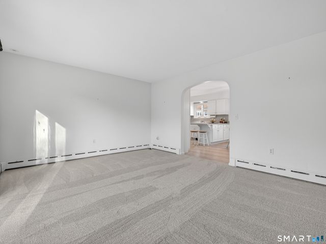 42 Aitchison Drive, New London, CT 06320