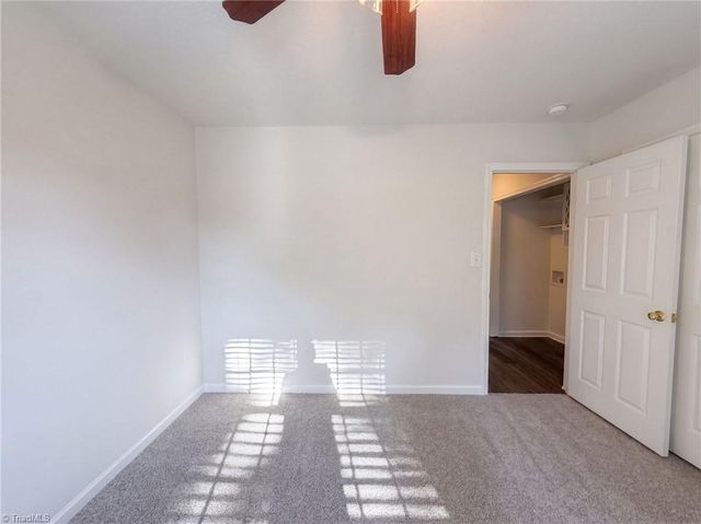 3888 Courtland Circle, Thomasville, NC 27360