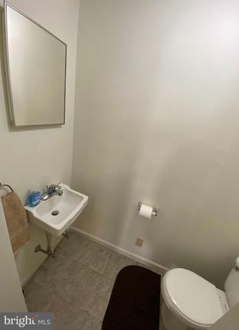 4450 BAKER ST, Philadelphia, PA 19127