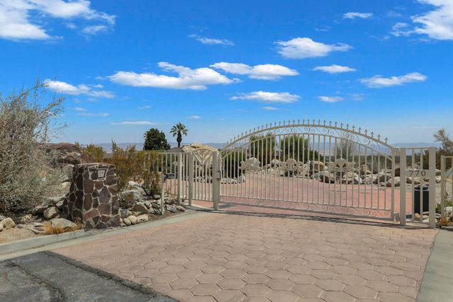 770 S La Mirada Road, Palm Springs, CA 92264