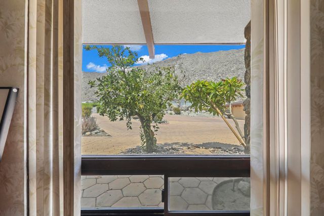 770 S La Mirada Road, Palm Springs, CA 92264
