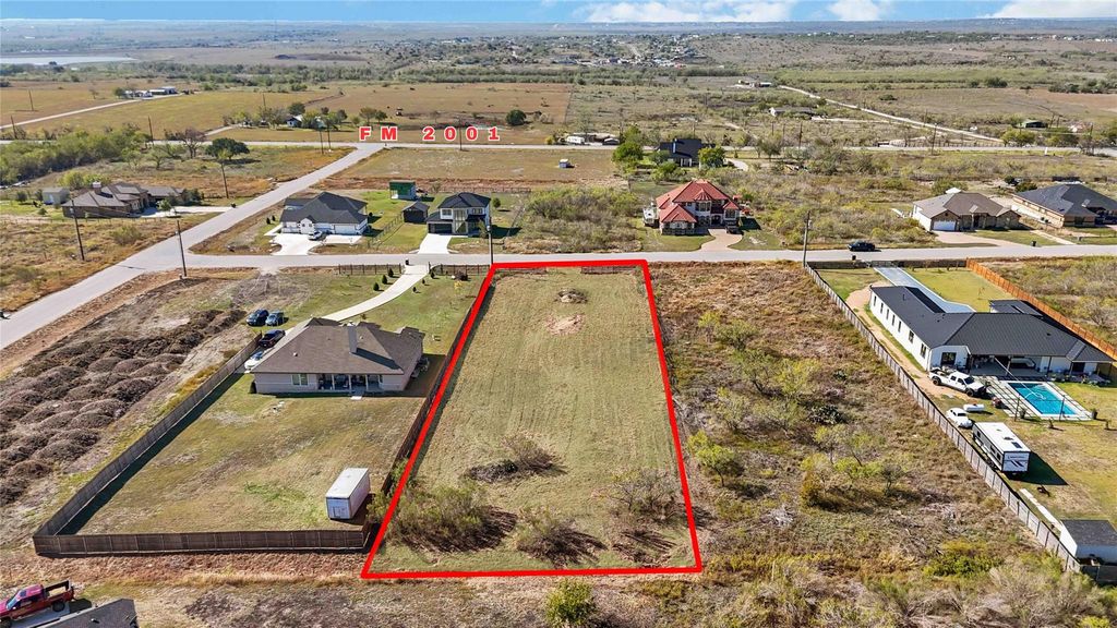 154 Burrobrush ST, Niederwald, TX 78640