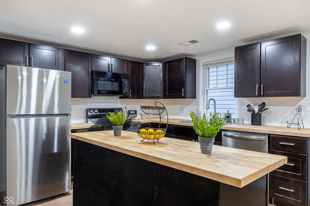 1037 W 30th Street, Indianapolis, IN 46208