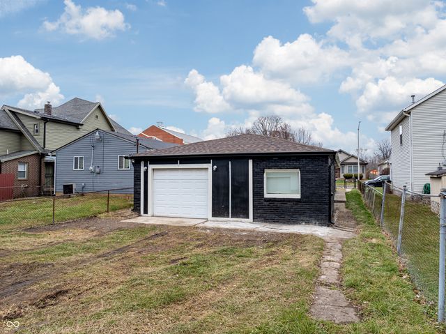 1037 W 30th Street, Indianapolis, IN 46208