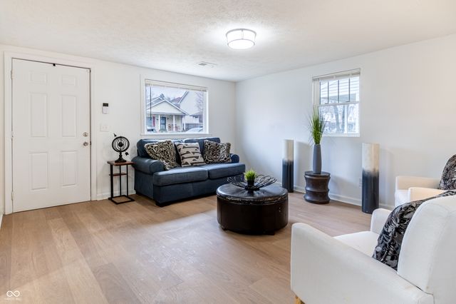 1037 W 30th Street, Indianapolis, IN 46208