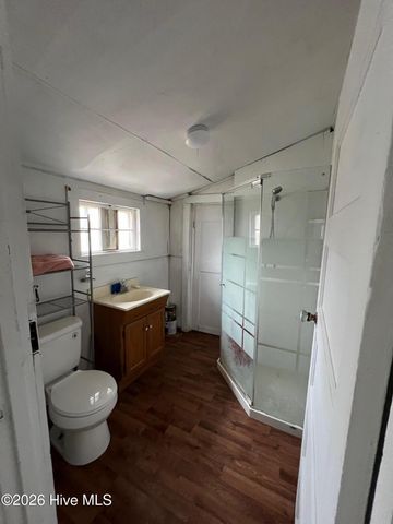 582 Five Mile Road, Richlands, NC 28574