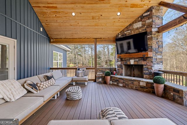 276 Davis Lake Road, Thomaston, GA 30286