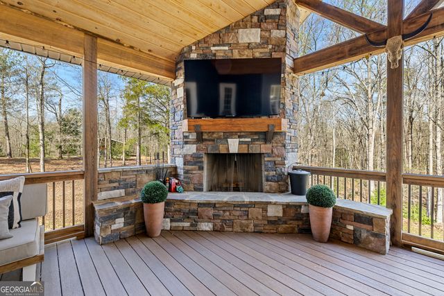 276 Davis Lake Road, Thomaston, GA 30286