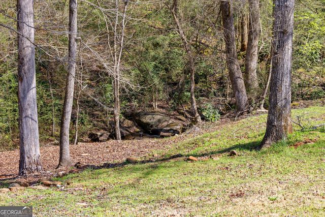 276 Davis Lake Road, Thomaston, GA 30286