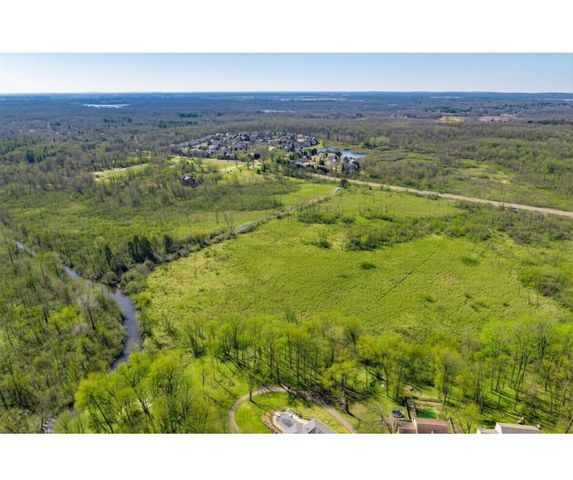 8603 Oakland Drive, Portage, MI 49024