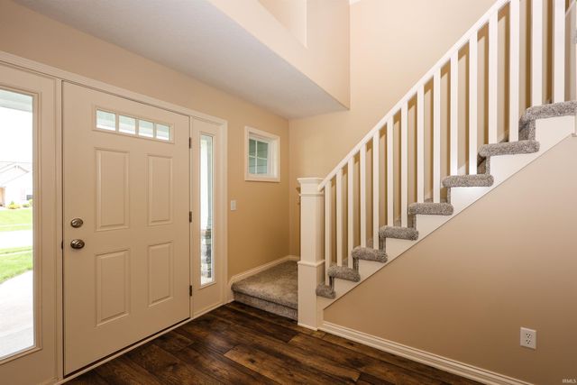 7132 Evansbrook Drive, Fort Wayne, IN 46835