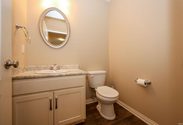7132 Evansbrook Drive, Fort Wayne, IN 46835