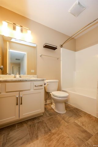 7132 Evansbrook Drive, Fort Wayne, IN 46835
