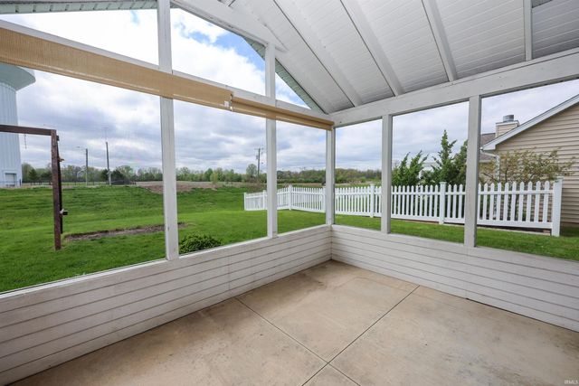7132 Evansbrook Drive, Fort Wayne, IN 46835