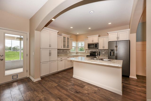 7132 Evansbrook Drive, Fort Wayne, IN 46835