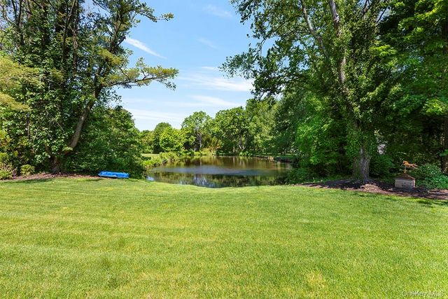 22 Eastview Lane, Old Brookville, NY 11545