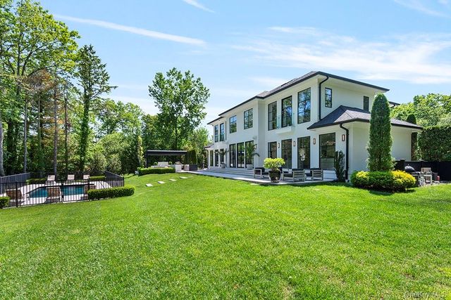 22 Eastview Lane, Old Brookville, NY 11545
