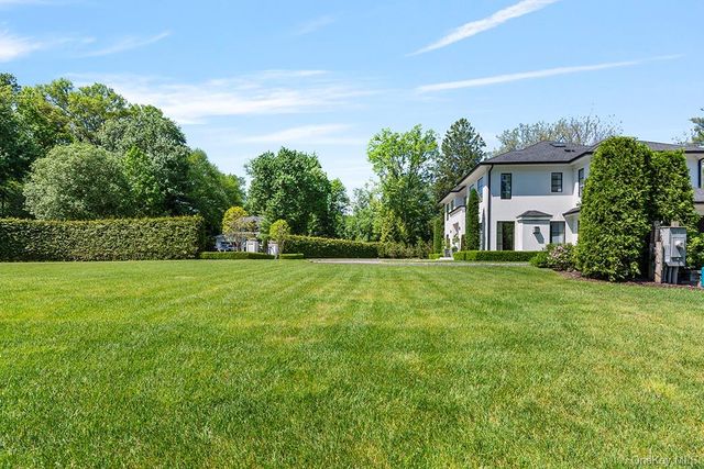 22 Eastview Lane, Old Brookville, NY 11545
