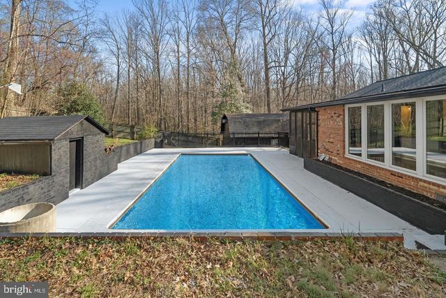 96 SANDY RIDGE RD, Fredericksburg, VA 22405