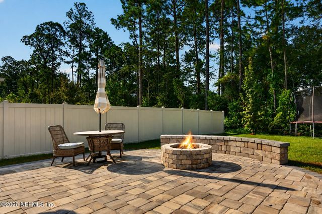 65255 FOREST GLEN Lane, Yulee, FL 32097