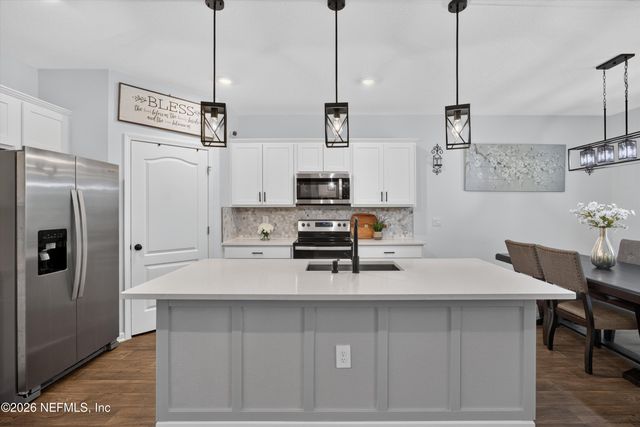 65255 FOREST GLEN Lane, Yulee, FL 32097