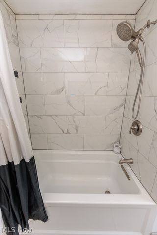 6182 Stafford Drive, North Olmsted, OH 44070