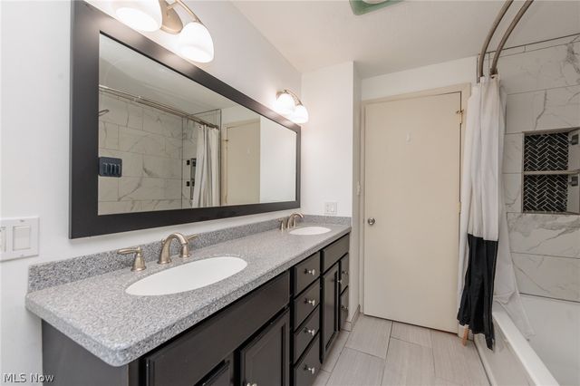 6182 Stafford Drive, North Olmsted, OH 44070