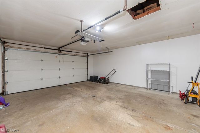 6182 Stafford Drive, North Olmsted, OH 44070