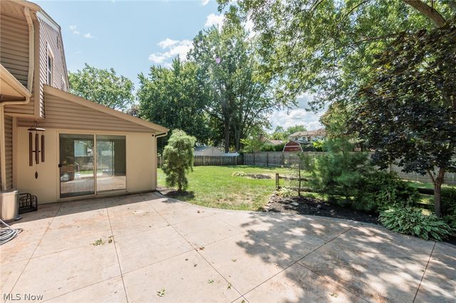 6182 Stafford Drive, North Olmsted, OH 44070