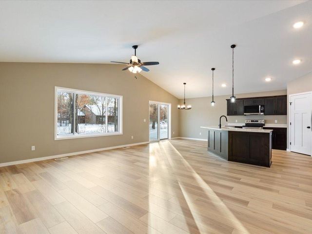 14518 Lynndale Drive, Baxter, MN 56401